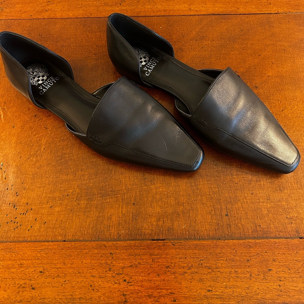 Vince Camuto Black Slides - size 10